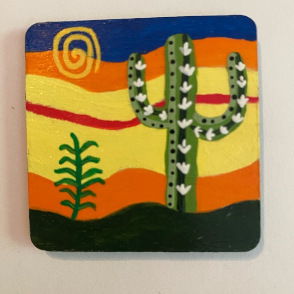 Hand painted cactus magnets set of 2 - Picture 5 of 6